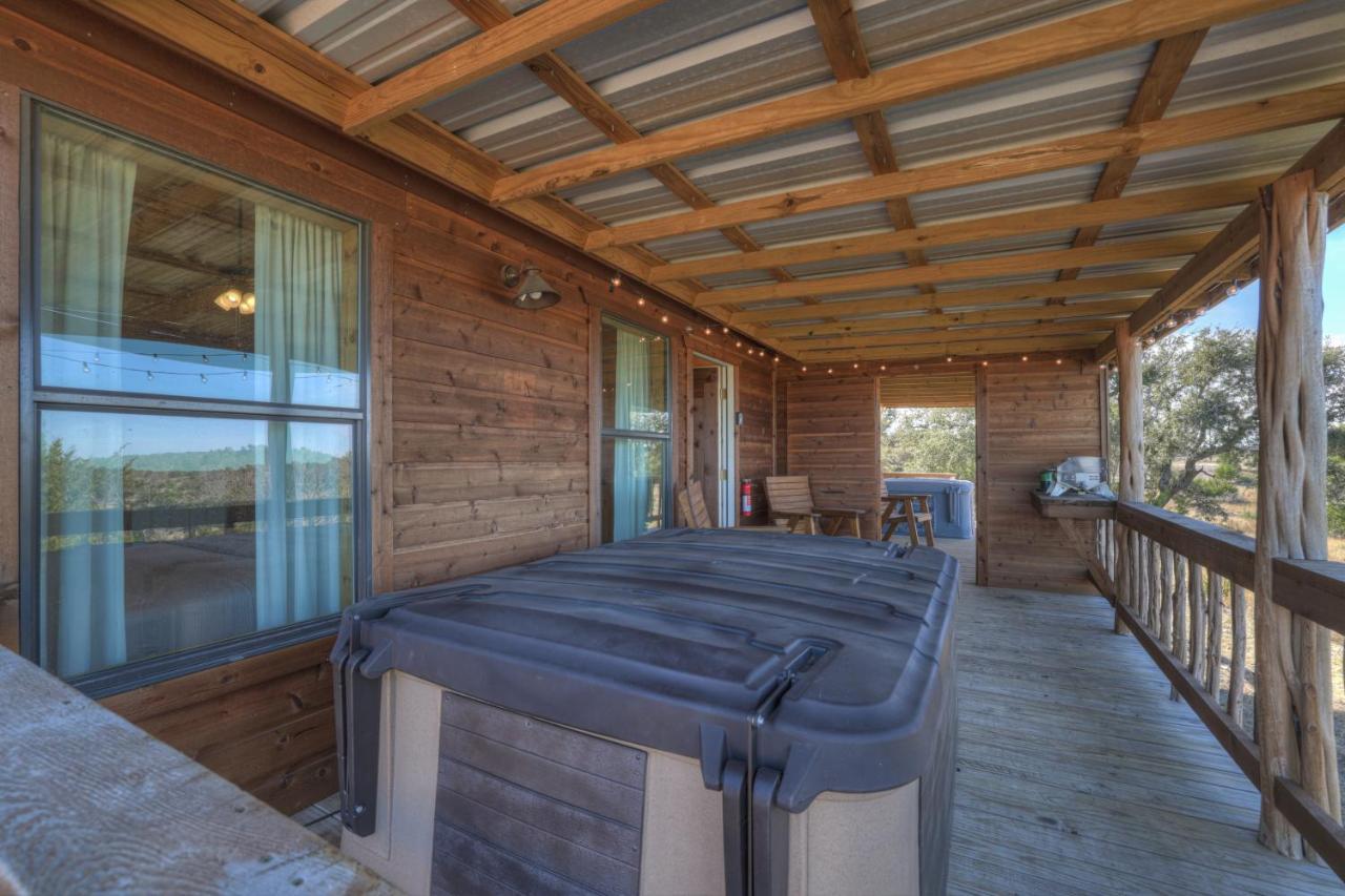 Rocky Ridge Cedar Cabin With Hot Tub & Amazing Views Crabapple Esterno foto