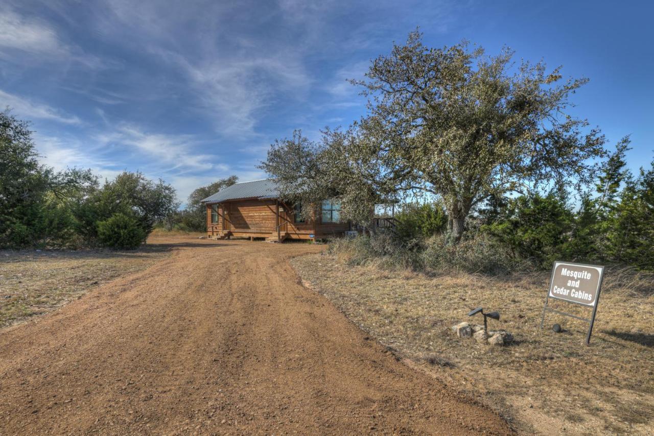 Rocky Ridge Cedar Cabin With Hot Tub & Amazing Views Crabapple Esterno foto