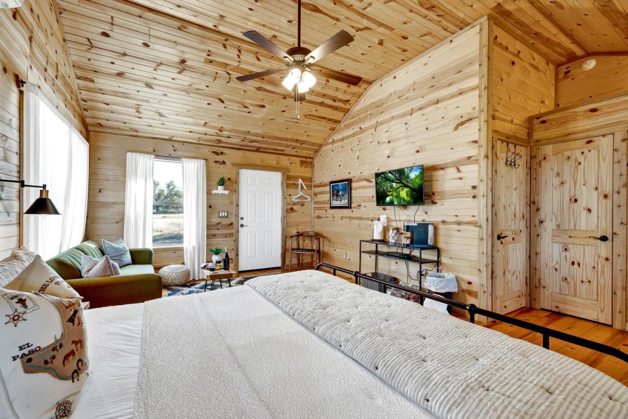 Rocky Ridge Cedar Cabin With Hot Tub & Amazing Views Crabapple Esterno foto